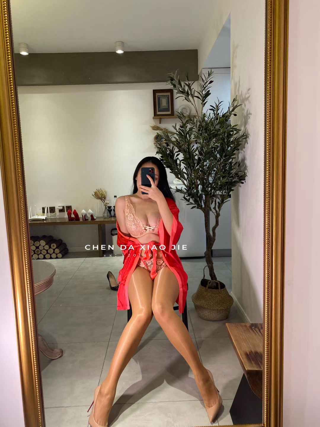 宸大小姐 – 微信朋友圈及专场图片&视频