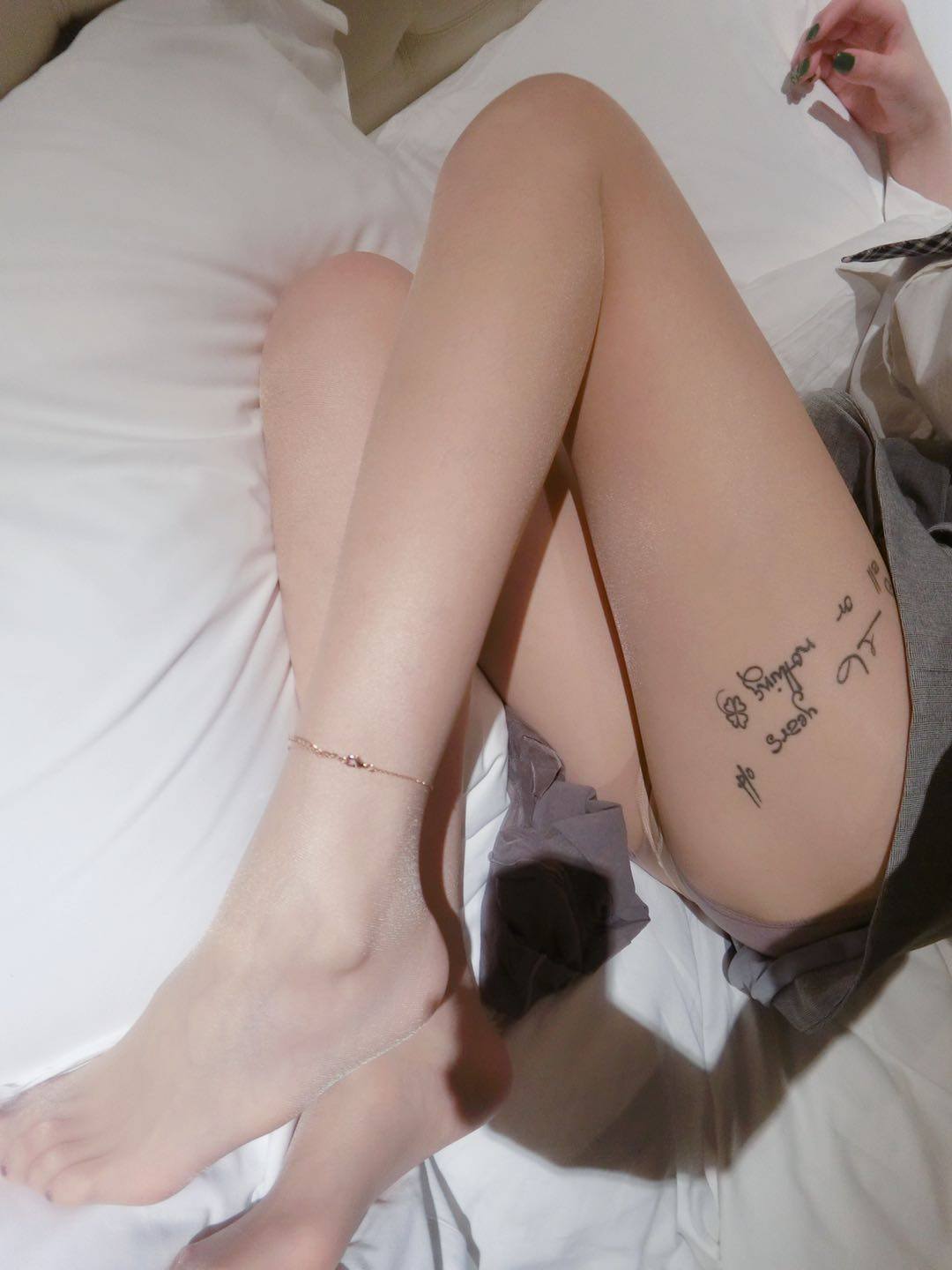 杨大乐乐很靠谱 – 朋友圈系列套图&视频