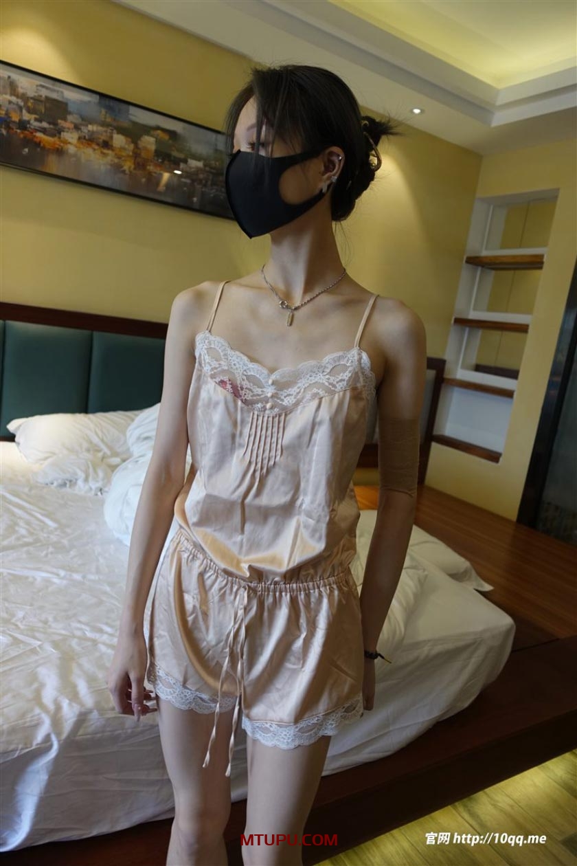 ROSI口罩/ROSI艺学妹/ROSI10情趣 – 3系全套3075+252+53套[154.4G-2024.11持续更新]