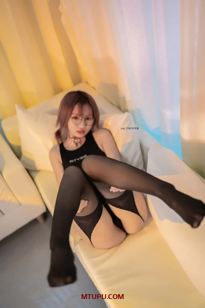 柒柒要乖哦(柒柒不可爱) 写真合集[64套][持续更新]