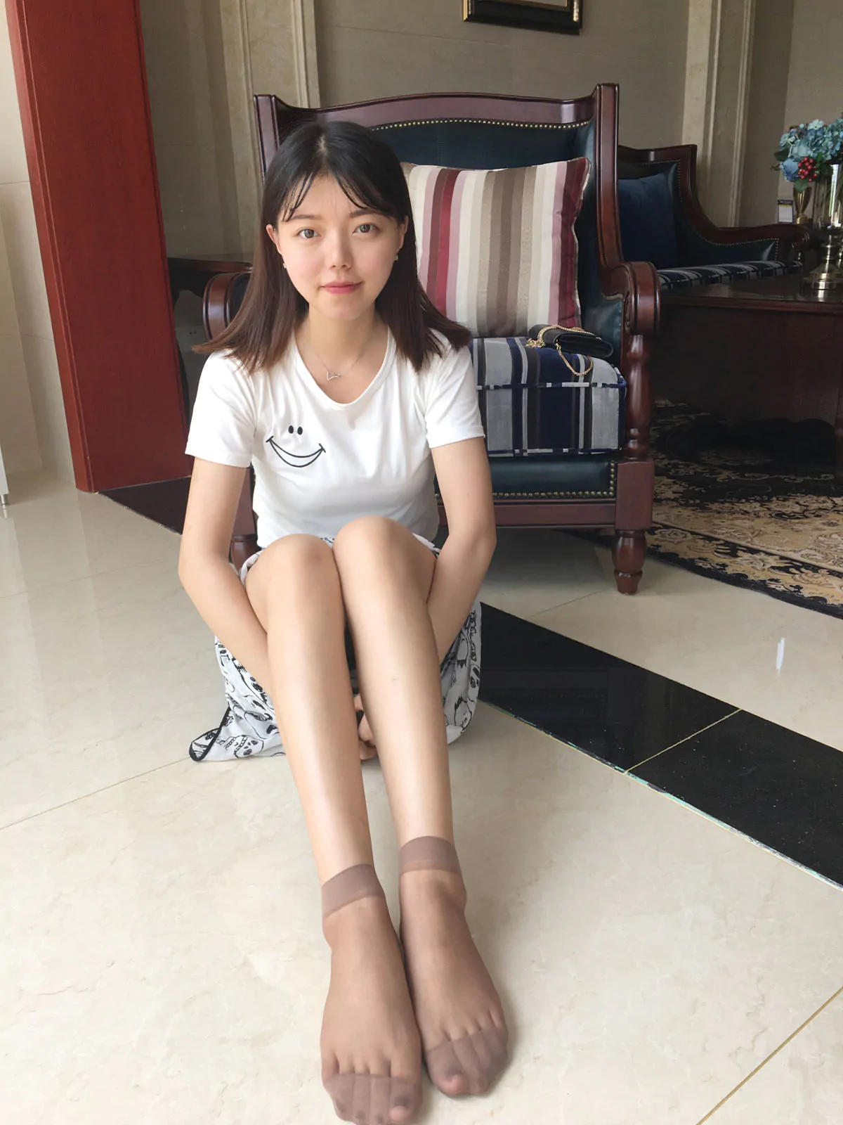 [合集]学妹校园寝室丝短袜美脚全套42期，大小8.38G
