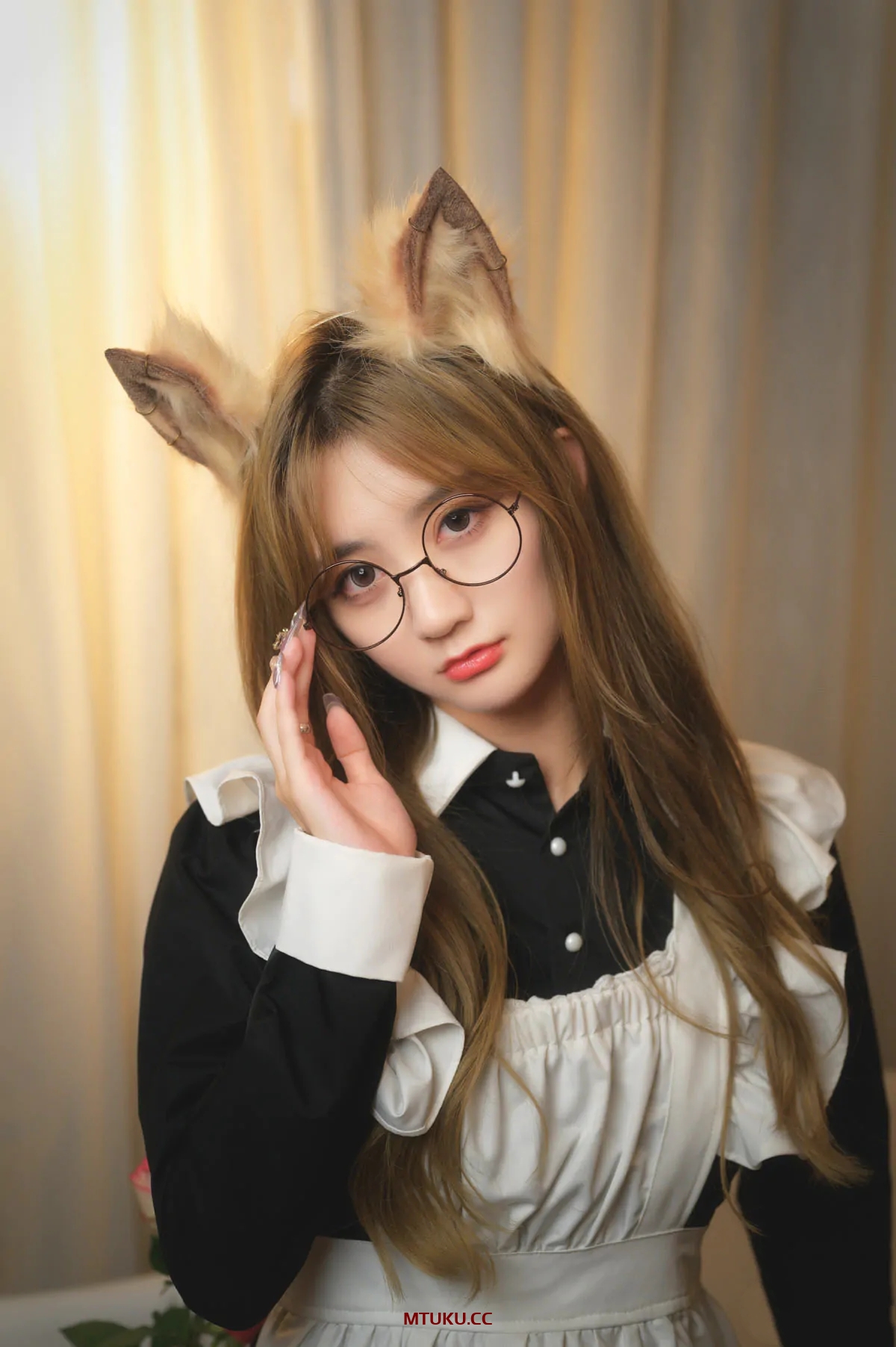 兔子Zzz不吃胡萝卜 写真合集[161套][持续更新]