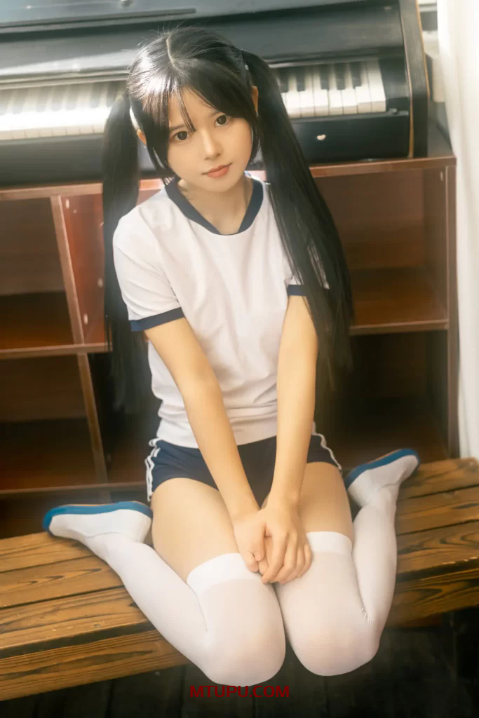 rua阮阮 写真资源合集[18套][持续更新]