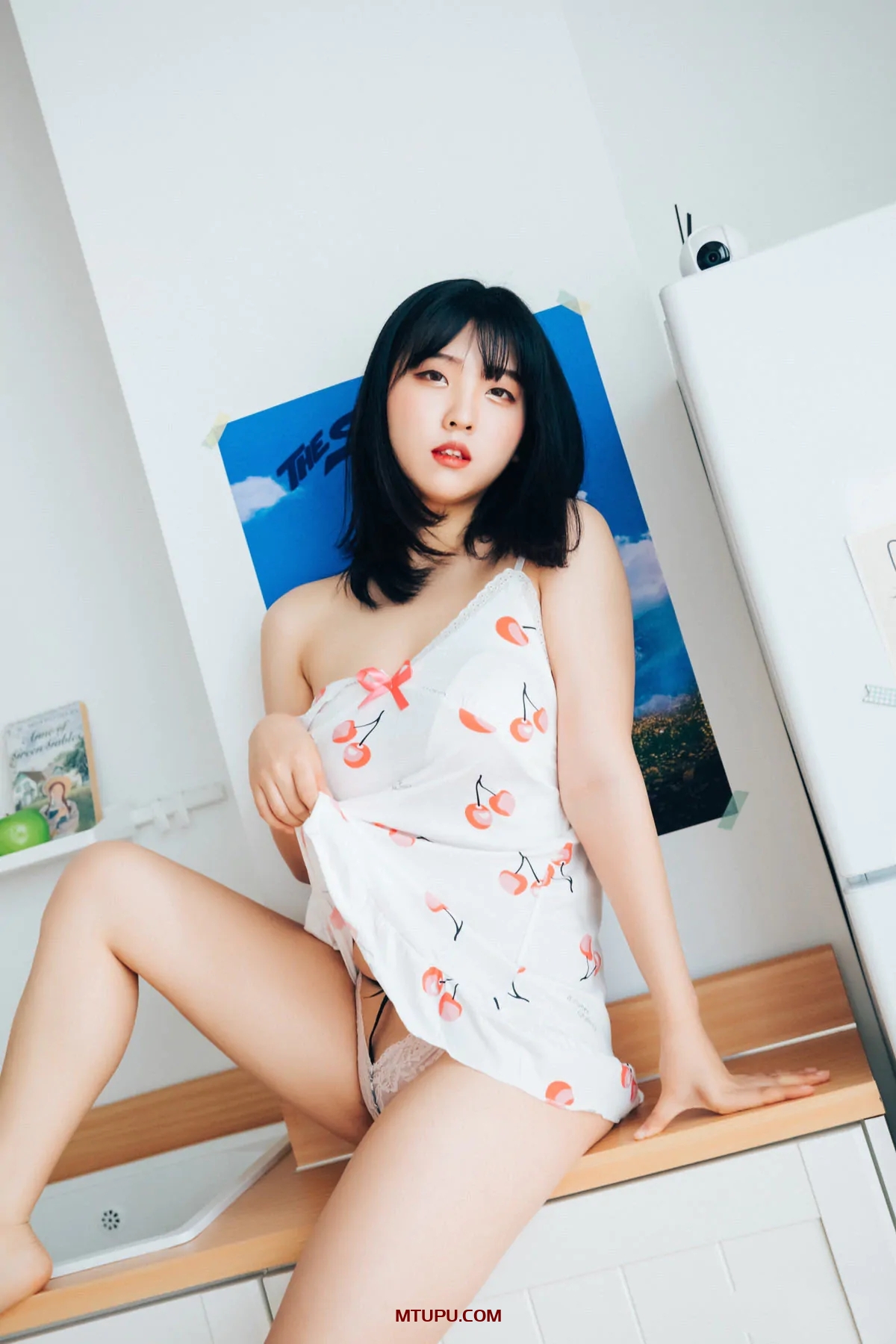 Loozy（韩国） 全套写真合集[169套][持续更新]