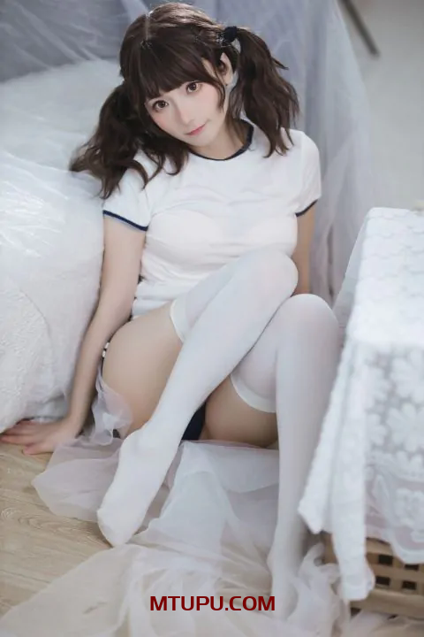 是三不是世w 写真最新合集[48套]2025年更新中