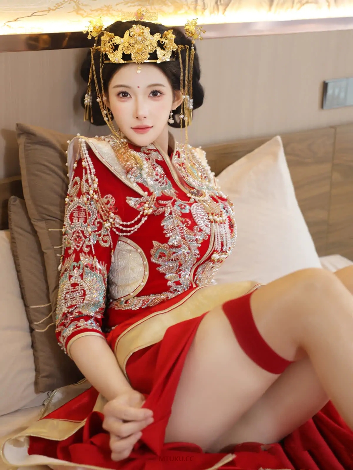 梨霜儿 – 内购无水印[10期-2025.11]