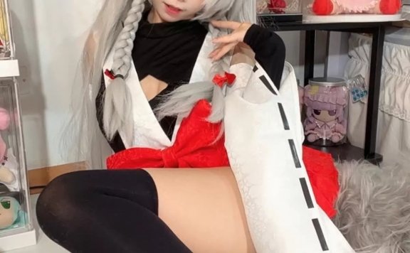 白栎Shirly – 全套14套&随包视频[16.2G-2025.10]