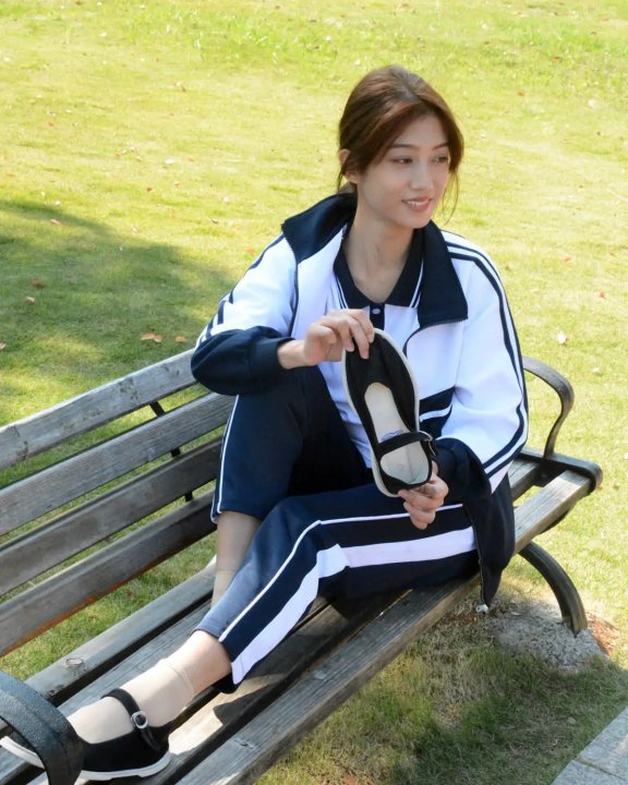 爱月下 – 美足美图视频7套[41G-2025.12]